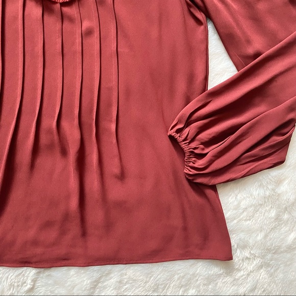 NEW Ann Taylor Fringe Detail Pleated Blouse - Picture 3 of 8